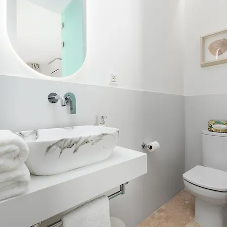 Laura Quietude, Heated Pool, Jacuzzi , Sea And Mountain Views Villa